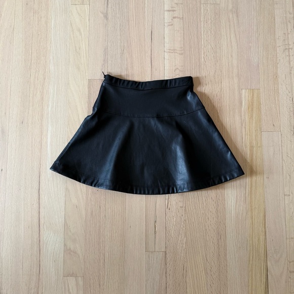 J. crew Girls Black Faux Leather Skirt - Picture 4 of 5